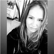 Abogada con experiencia en registro de marcas, propiedad industrial